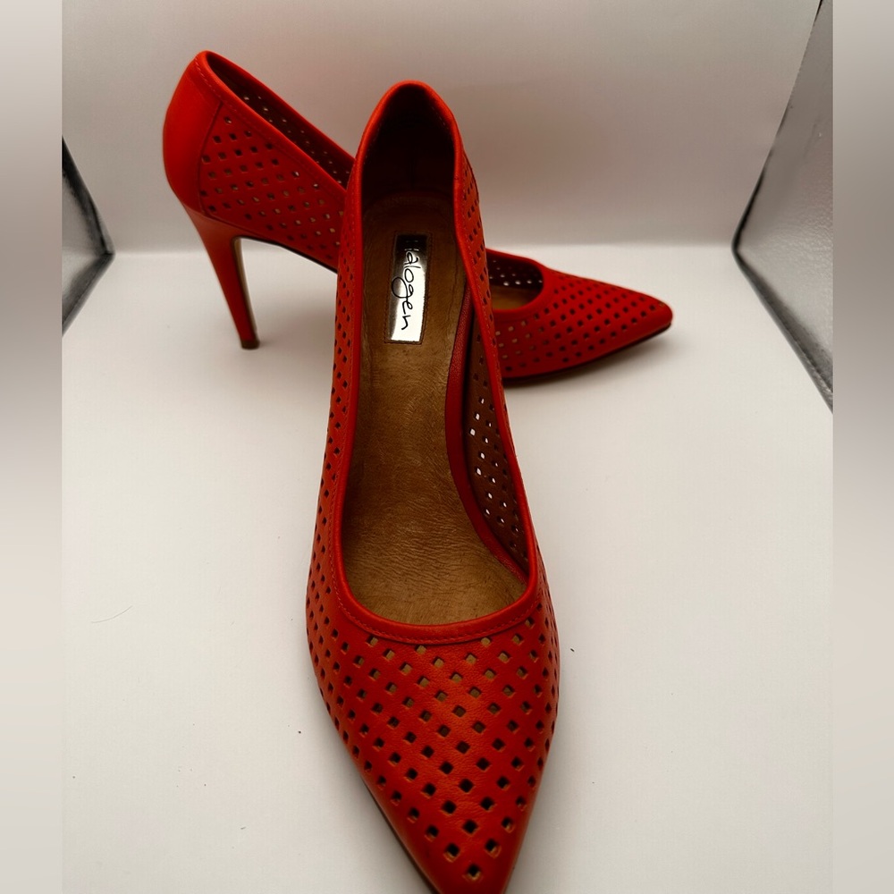 Halogen Coral Perforated Leather Heels with Classic Pointed-Toe - Picture 4 of 9